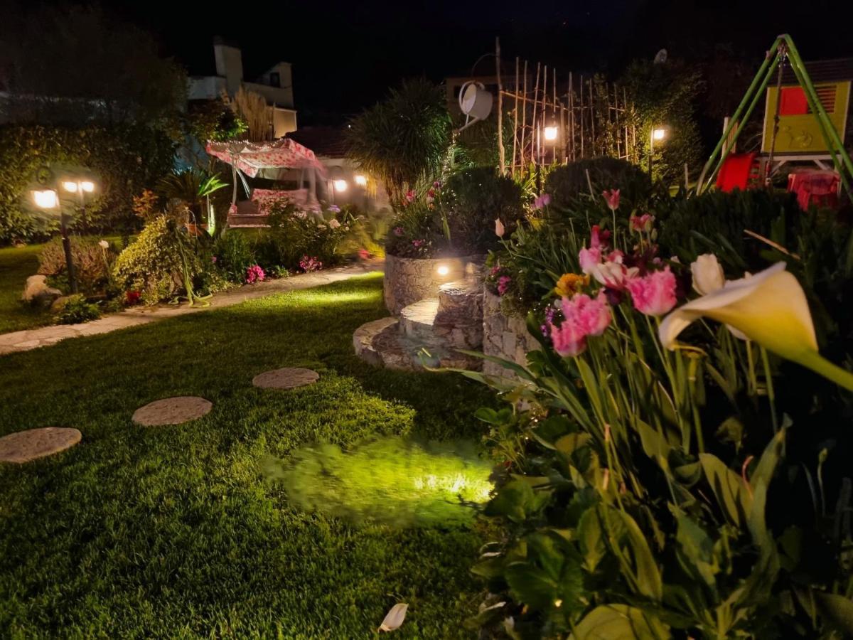 Casa Vacanze Family Albisola Superiore Exteriör bild