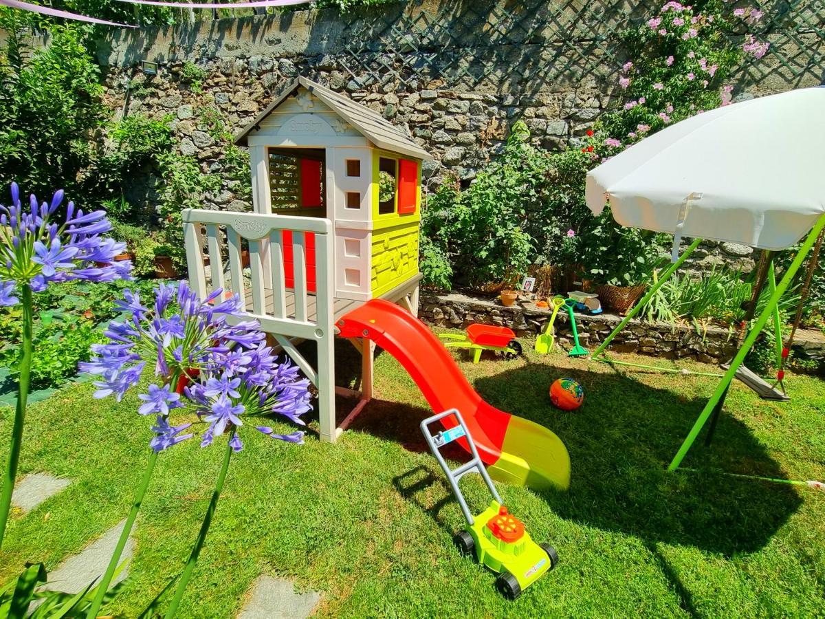 Casa Vacanze Family Albisola Superiore Exteriör bild