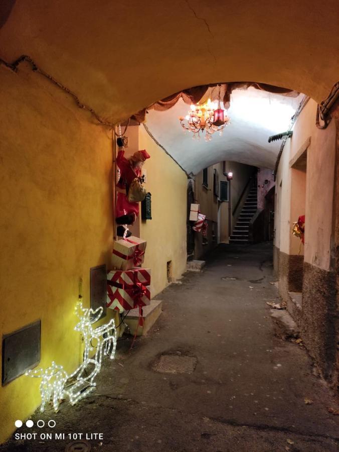 Casa Vacanze Family Albisola Superiore Exteriör bild